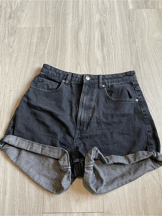 Zara Pants - Zara Black Rolled-Hem Denim Shorts